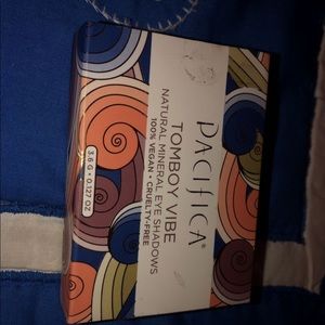 Pacifica tomboy vibe eyeshadow